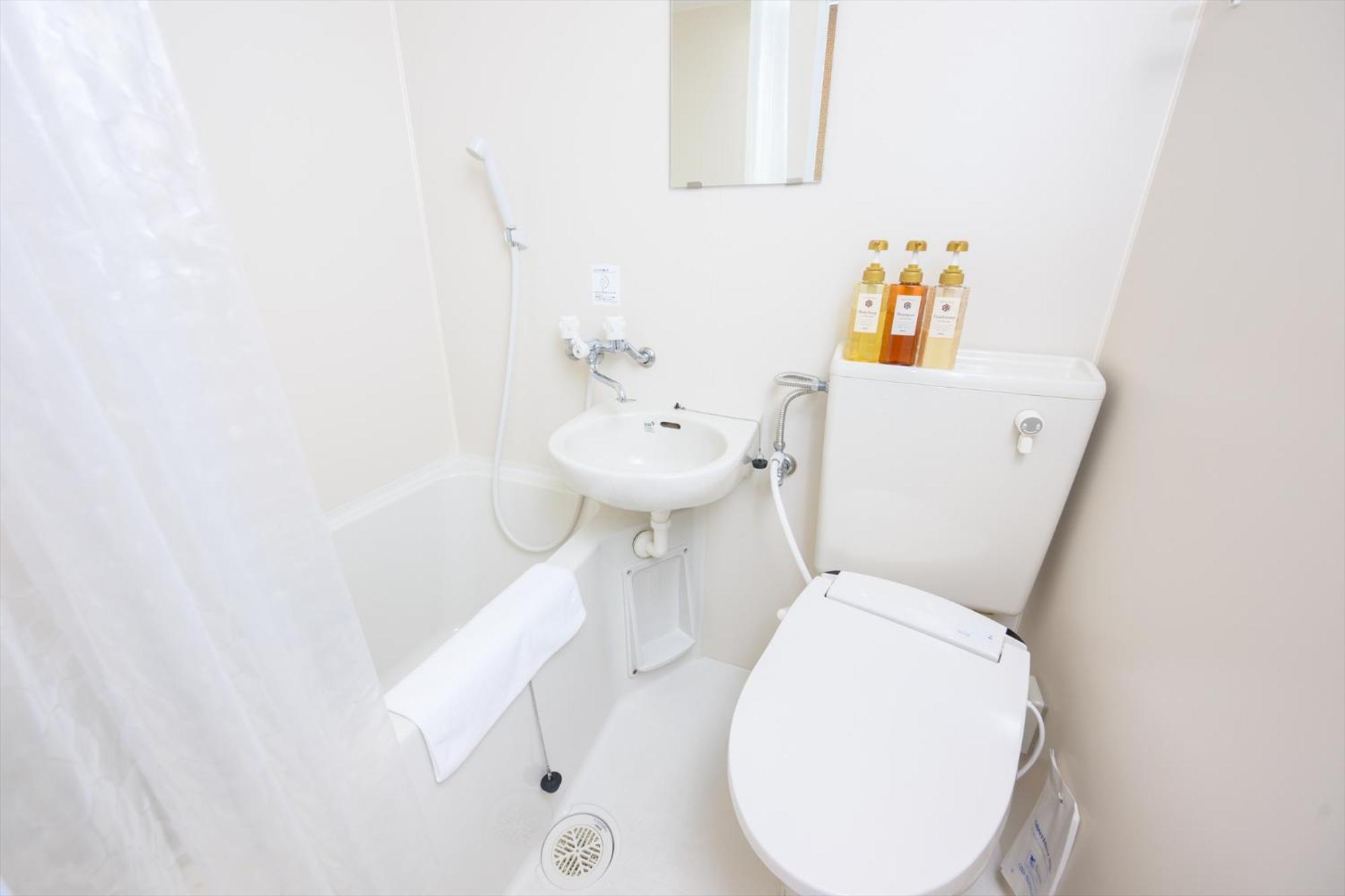 Hiroshima Wabisabi Hotel - 市内中心部のリーズナブルホテル - 電停近く移動に便利 - Low Price And Super Convenient To Get Around, Despite Being In The Center Of City Екстер'єр фото
